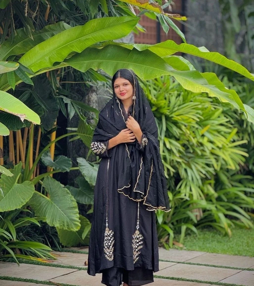 'Elegant outfits; enhance confidence'